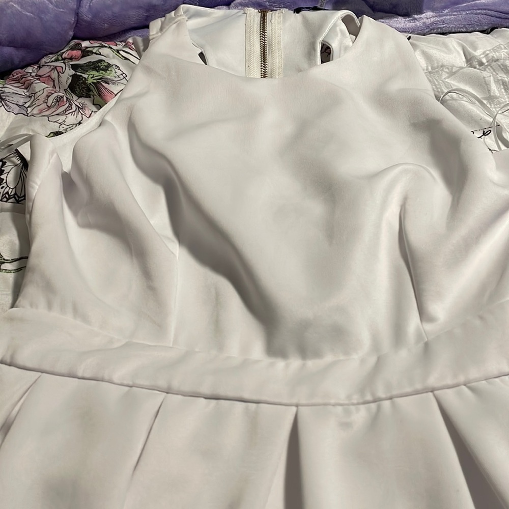 WHITE DRESS